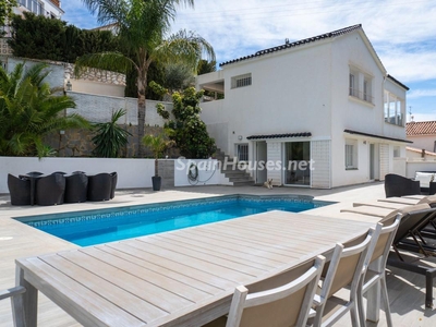 Villa en venta en Fuengirola