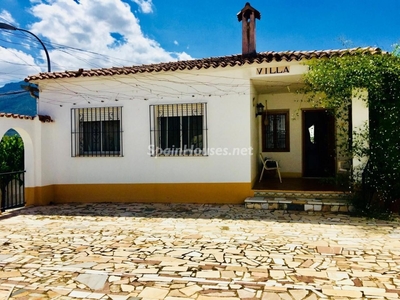 Villa en venta en Gandia