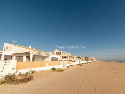 Villa independiente en venta en Guardamar Playa, Guardamar del Segura