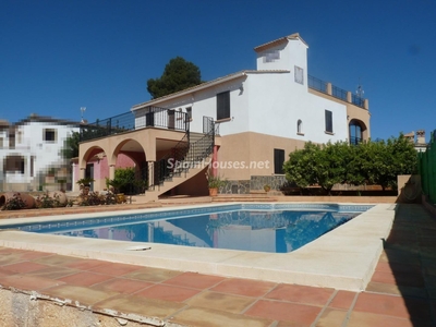Villa en venta en La Font d'En Carròs