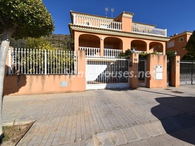 Villa en venta en Monserrat