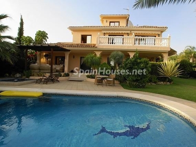 Villa en venta en Nagüeles, Marbella