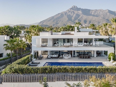 Villa en venta en Nagüeles-Milla de Oro, Marbella