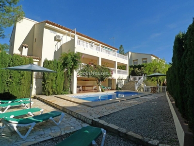 Villa en venta en Orba