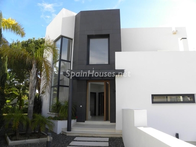 Villa en venta en Paraiso-Borronal, Estepona