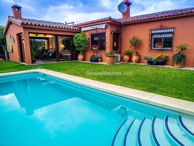 Villa en venta en San Pedro de Alcántara, Marbella