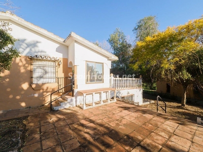 Villa independiente en venta en San Pedro de Alcántara, Marbella