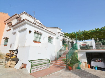 Villa pareada en venta en Mijas