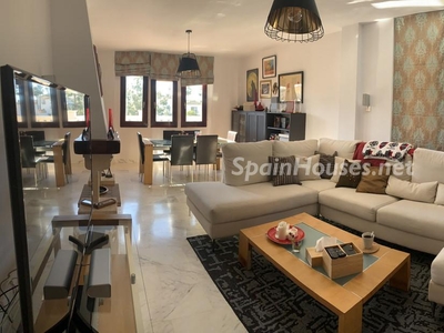 Villa pareada en venta en Sitio de Calahonda, Mijas