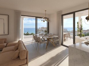 Apartamento en venta en Rincón de la Victoria, Málaga