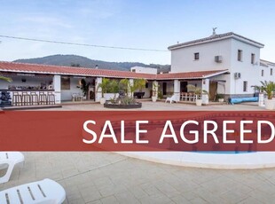 Finca/Casa Rural en venta en Casarabonela, Málaga