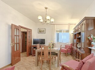 Piso 3 habitaciones de 90 m² en Madrid (28012)