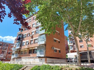 ¡Tu nuevo hogar en Sabadell te espera en el vibrante barrio de Can Puiggener! Venta Can Puiggener