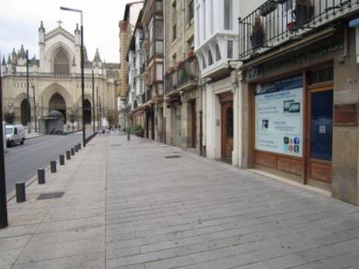 Local comercial Vitoria - Gasteiz Ref. 90672476 - Indomio.es