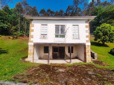 Venta Casa rústica Pravia. 80 m²