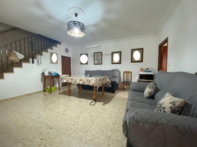 Venta Casa unifamiliar Ubrique. Con terraza 120 m²