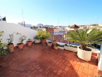 Venta Piso Sitges. Piso de dos habitaciones en Europa. Tercera planta con terraza