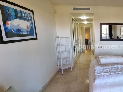 Apartamento en venta en La Duquesa, Manilva