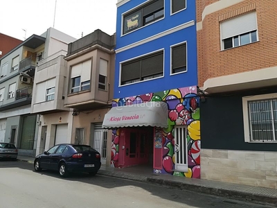 Casa adosada en carrer verge de la murta 42 casa adosada con 4 habitaciones en Alzira