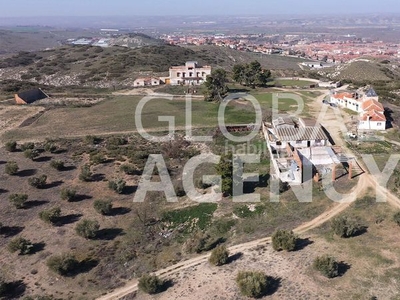 Casa con 15 habitaciones con parking, piscina y vistas a la montaña en Aranjuez