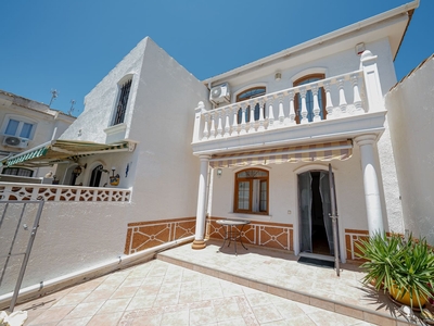 Casa en venta en La Zenia, Orihuela, Alicante