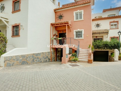 Estepona casa adosada en venta