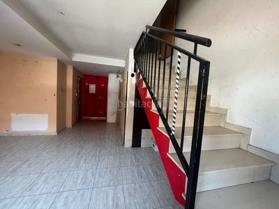 Piso oportunidad piso dúplex a reformar en la calle del sol de 1 dormitorio en Sant Quirze del Vallès