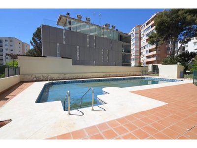 Venta Piso Benalmádena. Piso de dos habitaciones Buen estado segunda planta con terraza