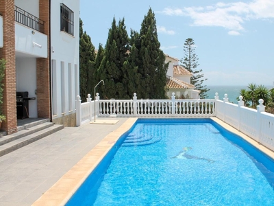 Villa en venta en Calaburra - Chaparral, Mijas