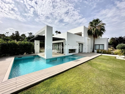 Villa en venta en Paraiso-Borronal, Estepona