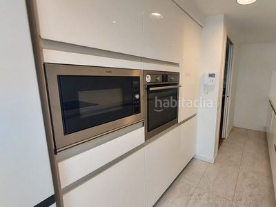 Alquiler piso con 3 habitaciones amueblado con ascensor y aire acondicionado en Valencia