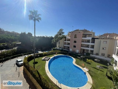 Alquiler piso piscina Marbella