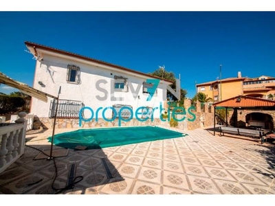 Chalet en venta en Calle de Amberes, nº S/N