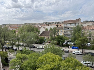 Venta de dúplex con terraza en Aranjuez, centro