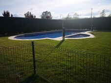 Venta de ático con piscina y terraza en Caño Argales (Valladolid), Hospital