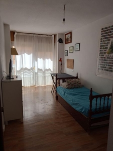 Habitaciones en C/ PEDRO JOVER, Almería Capital por 300€ al mes