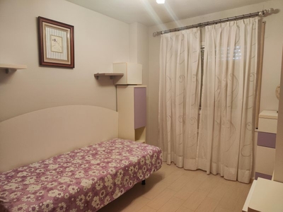 Habitaciones en C/ Victoria Mérida y Piret, Málaga Capital por 450€ al mes