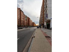 Venta Piso Burgos. Piso de tres habitaciones en Calle VITORIA. Buen estado tercera planta con terraza