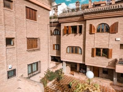 Casa en venta en Cervantes, Granada