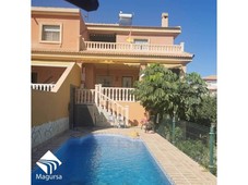 Venta Casa unifamiliar en Calle meridiano Torrevieja. Buen estado con terraza 265 m²