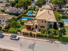 Venta Casa unifamiliar en Rosalía de Castro Orihuela. Con terraza 297 m²