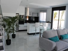 Venta Casa unifamiliar Los Montesinos. 140 m²