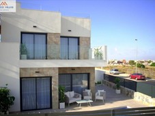Venta Casa unifamiliar Los Montesinos. Con balcón 118 m²