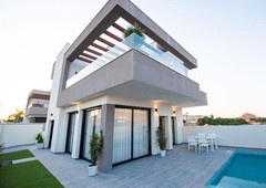 Venta Casa unifamiliar Los Montesinos. Nueva con terraza 105 m²