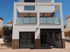 Venta Casa unifamiliar San Miguel de Salinas. Con terraza 293 m²
