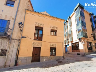 Casa adosada en venta en Ávila