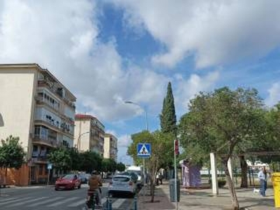 Piso Avenida Ciudad de Chiva, Parque Alcosa-Jardines del Edén, Sevilla