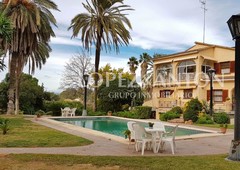 Chalet fantástica villa de lujo en la eliana (valencia) con vivienda de 750 m2 y gran parcela de 2.500 m2 con precioso jardín y piscina en Eliana (l´)