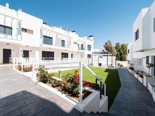 Venta Casa unifamiliar Fuengirola. Con terraza 280 m²