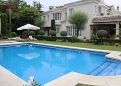 Venta Casa unifamiliar Marbella. Buen estado con terraza 1472 m²